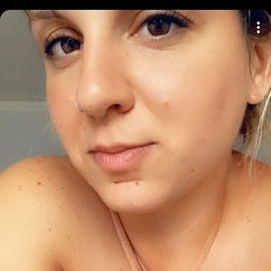 Meet your Posher, Eva